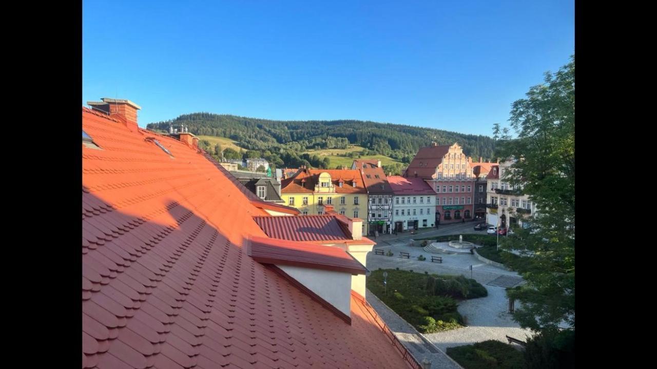 Duzy Apartament Duszniki-Zdroj Duszniki Zdrój Buitenkant foto
